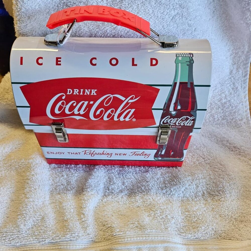 Coca Cola Ice Cold Half Moon Lunchbox